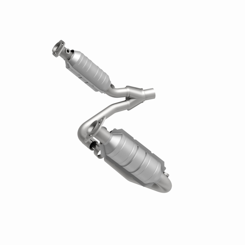 MagnaFlow 06 Mitsubishi Raider Catalytic Converter DF (California) - Image 5