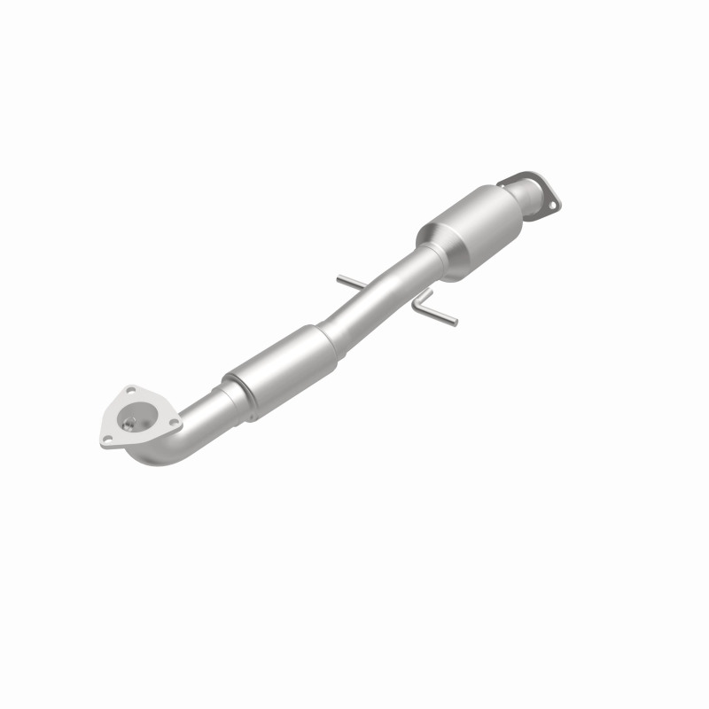 Magnaflow 12-13 Buick Verano 2.4L Direct Fit Converter - Image 3