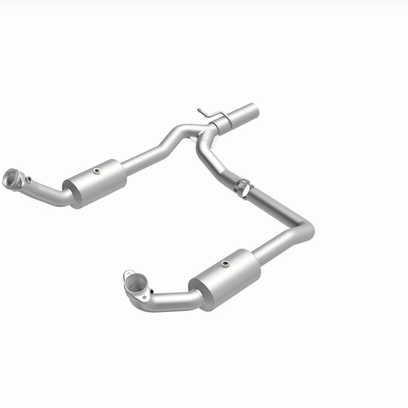Magnaflow 09-13 Ford E-350 Super Duty V10 6.8 OEM Underbody Direct Fit Catalytic Converter - Image 3