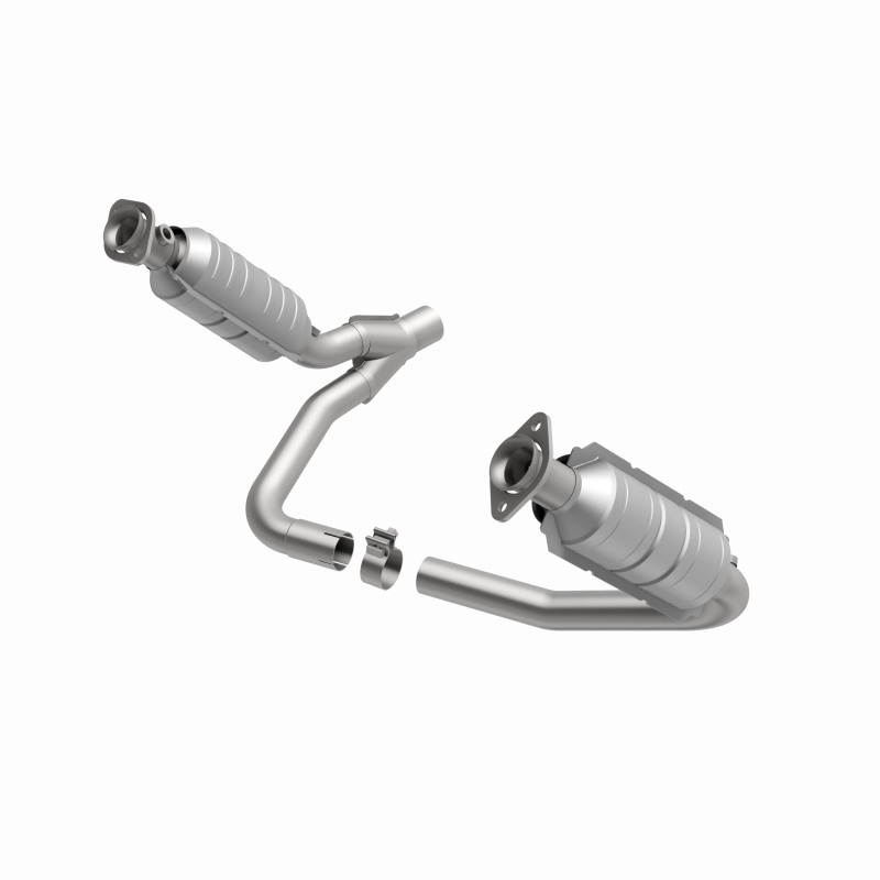 MagnaFlow 06 Mitsubishi Raider Catalytic Converter DF (California) - Image 9