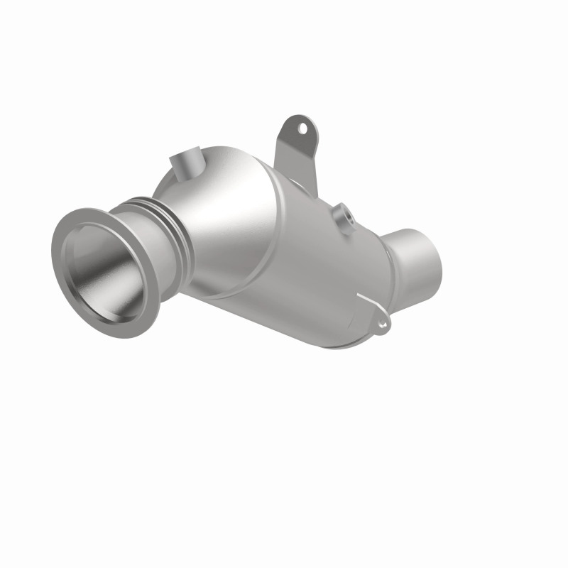 MagnaFlow Conv DF 2015 BMW 640i/740i Underbody - Image 5