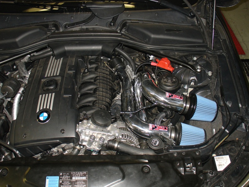 Injen 08-09 535i E60 3.0L L6 Twin intake & AMSOIL Filters Wrinkle Black Short Ram Intake - Image 3
