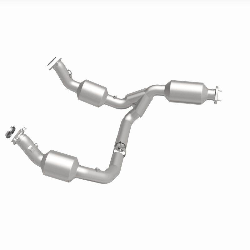 MagnaFlow 2021 Chevrolet Express 2500 4.3L Underbody Direct-Fit Catalytic Converter - Image 8