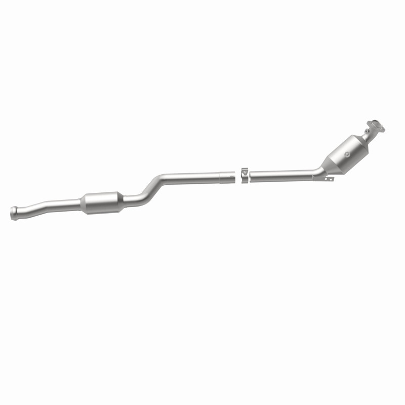 Magnaflow 2011 C300 V6 3 OEM Underbody Direct Fit Converter - Image 3