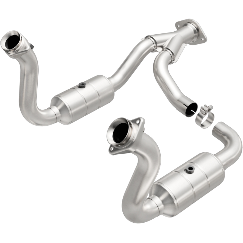 Magnaflow Conv DF 08-10 Ford F-250/F-250 SD/F-350/F-350 SD 5.4L/6.8L / F-450 SD 6.8L Y-Pipe Assembly - Image 2