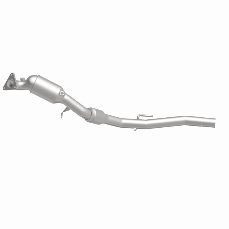 Magnaflow Conv DF 11-15 Volkswagen Touareg V6 3.6 OEM Underbody - Image 5