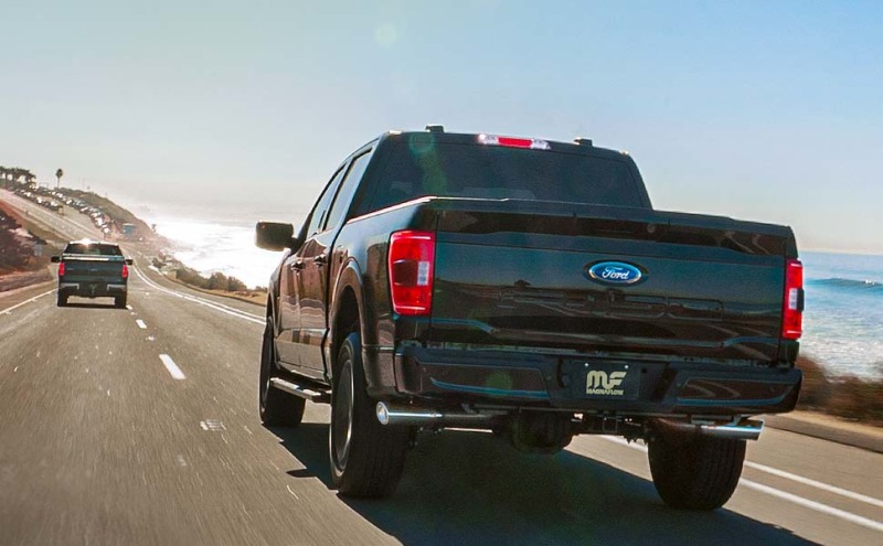 MagnaFlow 2021 Chevrolet Tahoe V8 5.3L Street Series Cat-Back Exhaust - Black Chrome Tips - Image 9