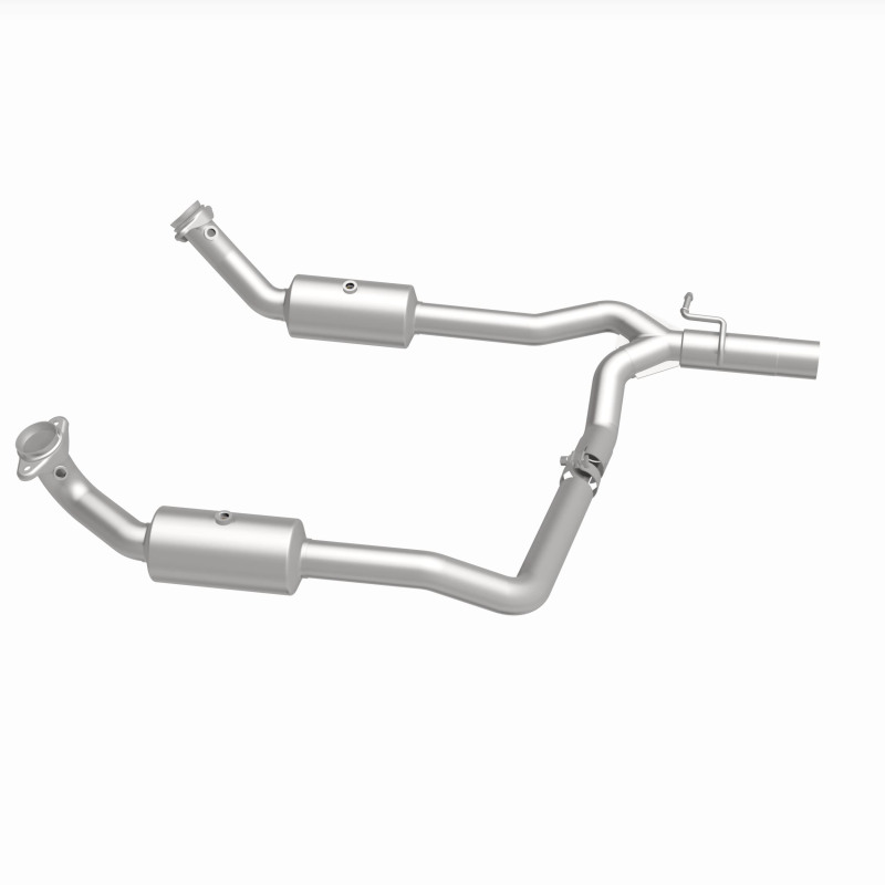 Magnaflow 09-13 Ford E-350 Super Duty V10 6.8 OEM Underbody Direct Fit Catalytic Converter - Image 8