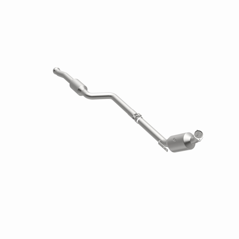 Magnaflow 2011 C300 V6 3 OEM Underbody Direct Fit Converter - Image 2