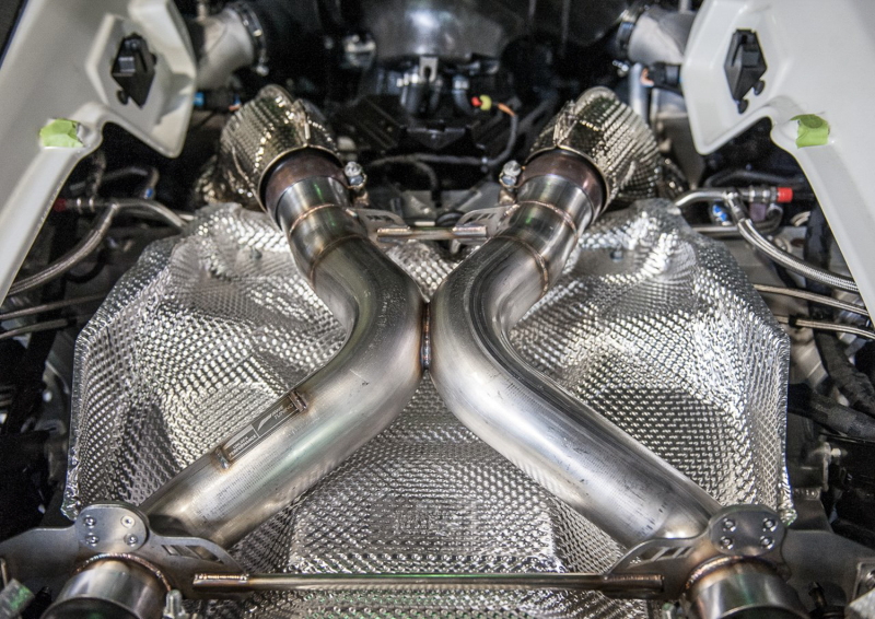 AWE Tuning McLaren 650S Performance Exhaust - Black Tips - Image 3