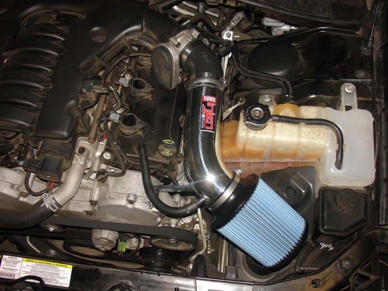 Injen 05-10 Chrysler 300C / 04-08 Dodge Magnum Wrinkle Black Power-Flow Short Ram Air Intake - Image 3