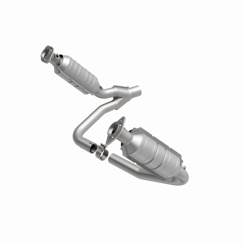 MagnaFlow 06 Mitsubishi Raider Catalytic Converter DF (California) - Image 6