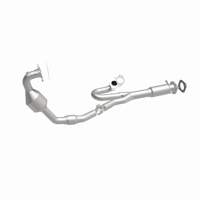 Magnaflow 10-11 Cadillac SRX 3.0L Direct Fit Converter - Image 3