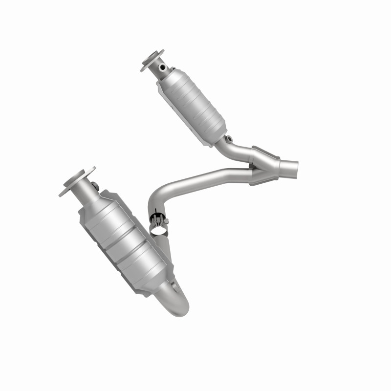 MagnaFlow 06 Mitsubishi Raider Catalytic Converter DF (California) - Image 3