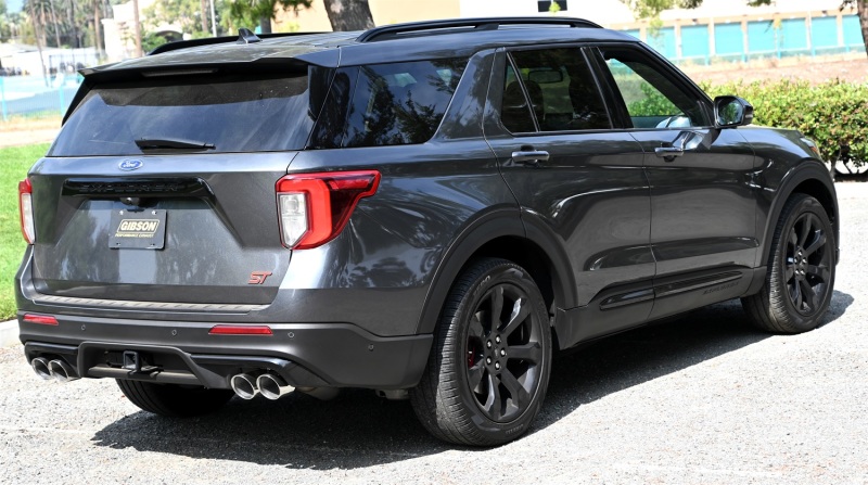 Gibson 20-21 Ford Explorer ST / Lincoln Aviator 3.0L 2.25in Axle-Back Dual Exhaust - Stainless - Image 2