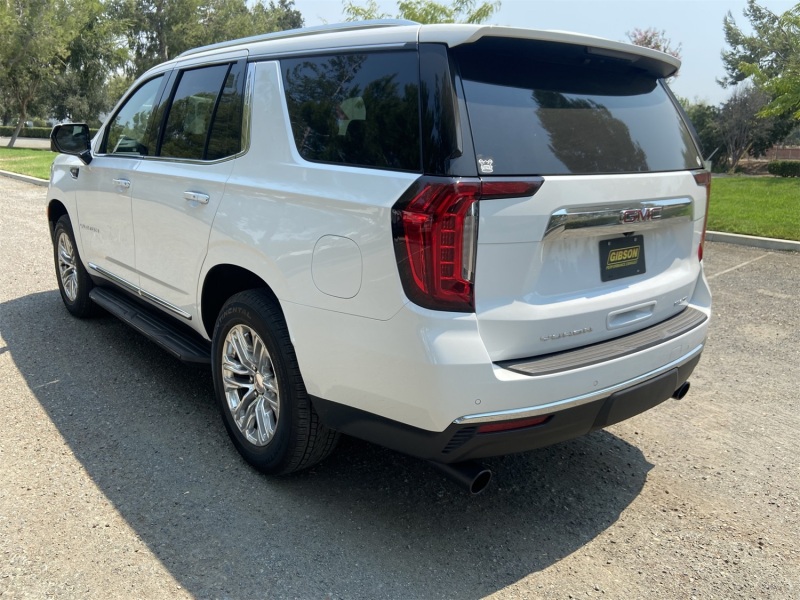 Gibson 21-22 Chevy Suburban 5.3L 2.5in Cat-Back Dual Split Exhaust System Stainless - Black Elite - Image 5