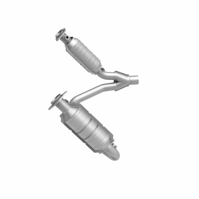 MagnaFlow 06 Mitsubishi Raider Catalytic Converter DF (California) - Image 4