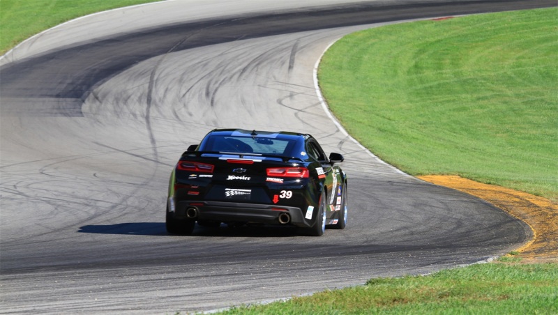 Corsa 16-18 Chevy Camaro SS 6.2L Xtreme 2.75in Cat-Back Dual Rear Exit w/ Single 4.5in Polis - Image 2