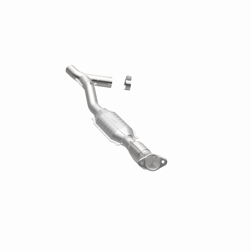 MagnaFlow Conv DF 98 Ford Expedition 5.4L - Image 8