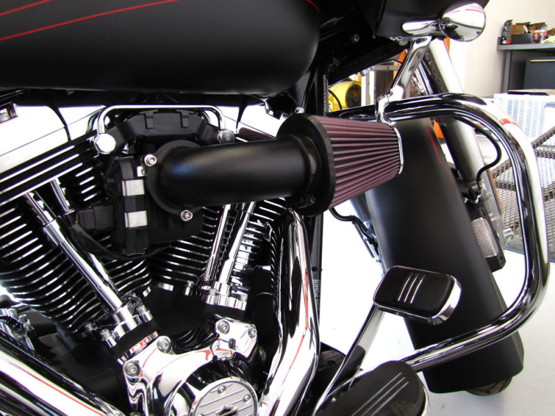 K&N 08-10 Harley-Davidson Touring Models Performance Intake Kit - Image 2