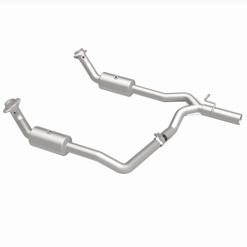Magnaflow 09-13 Ford E-350 Super Duty V10 6.8 OEM Underbody Direct Fit Catalytic Converter - Image 9