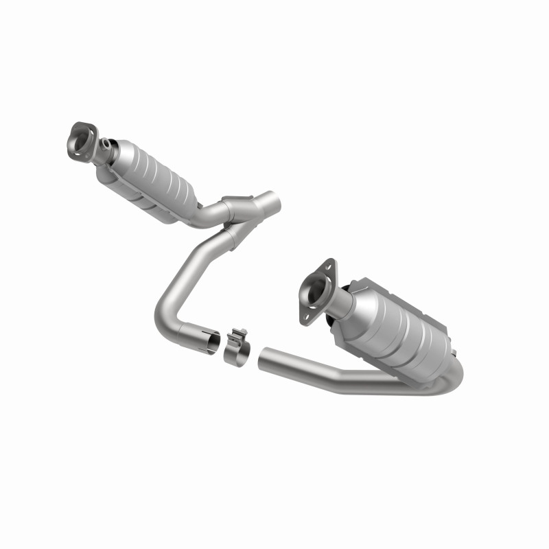 MagnaFlow 06 Mitsubishi Raider Catalytic Converter DF (California) - Image 8
