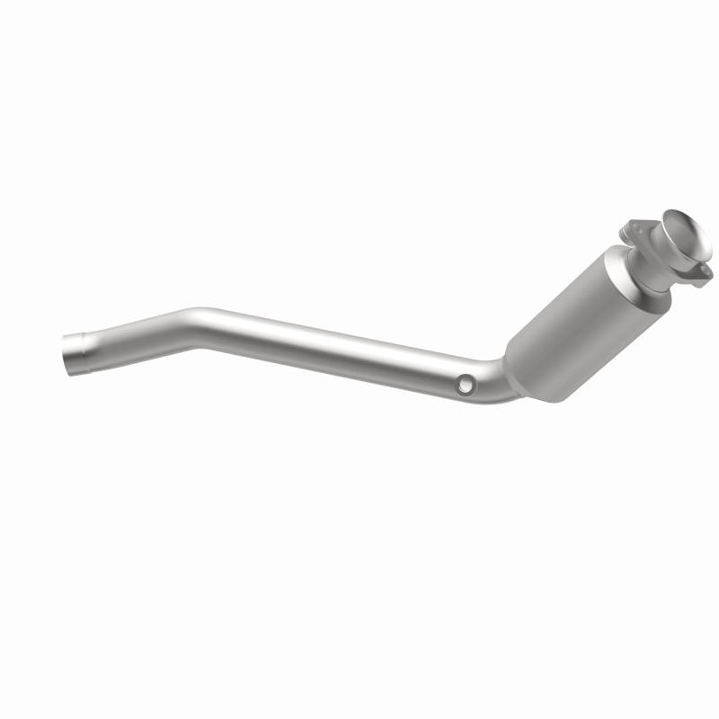 MagnaFlow DF Conv 2010-2013 Landrover LR4 V8 5 OEM Underbody - Image 5