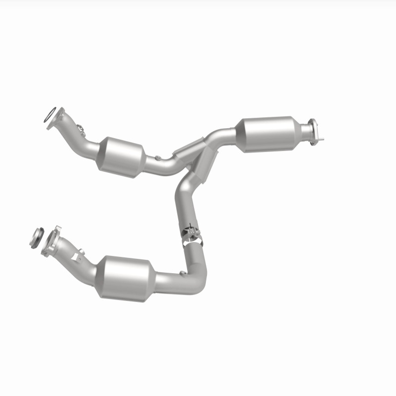 MagnaFlow 2021 Chevrolet Express 2500 4.3L Underbody Direct-Fit Catalytic Converter - Image 7